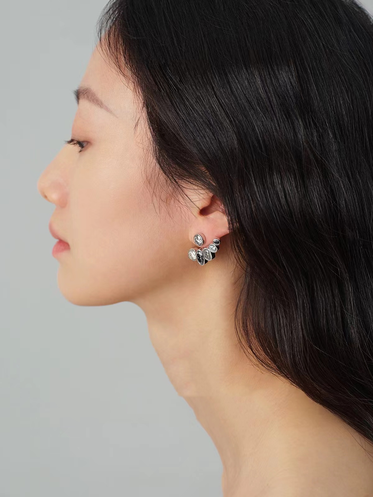 Niche design, light luxury, high-end moissanite earrings