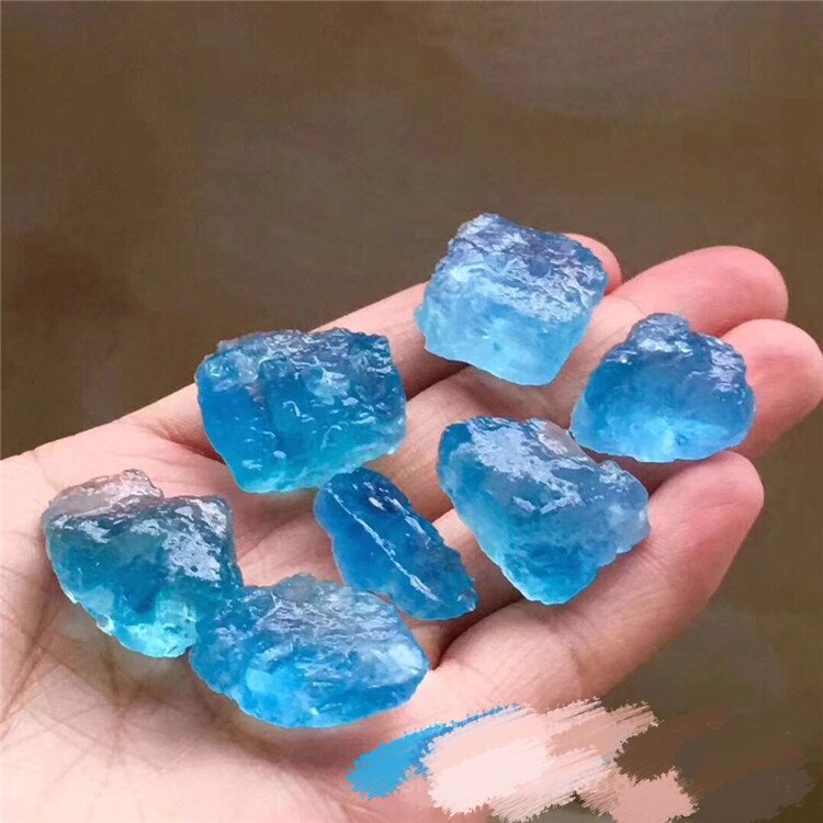 Natural clear aquamarine sapphire pendant