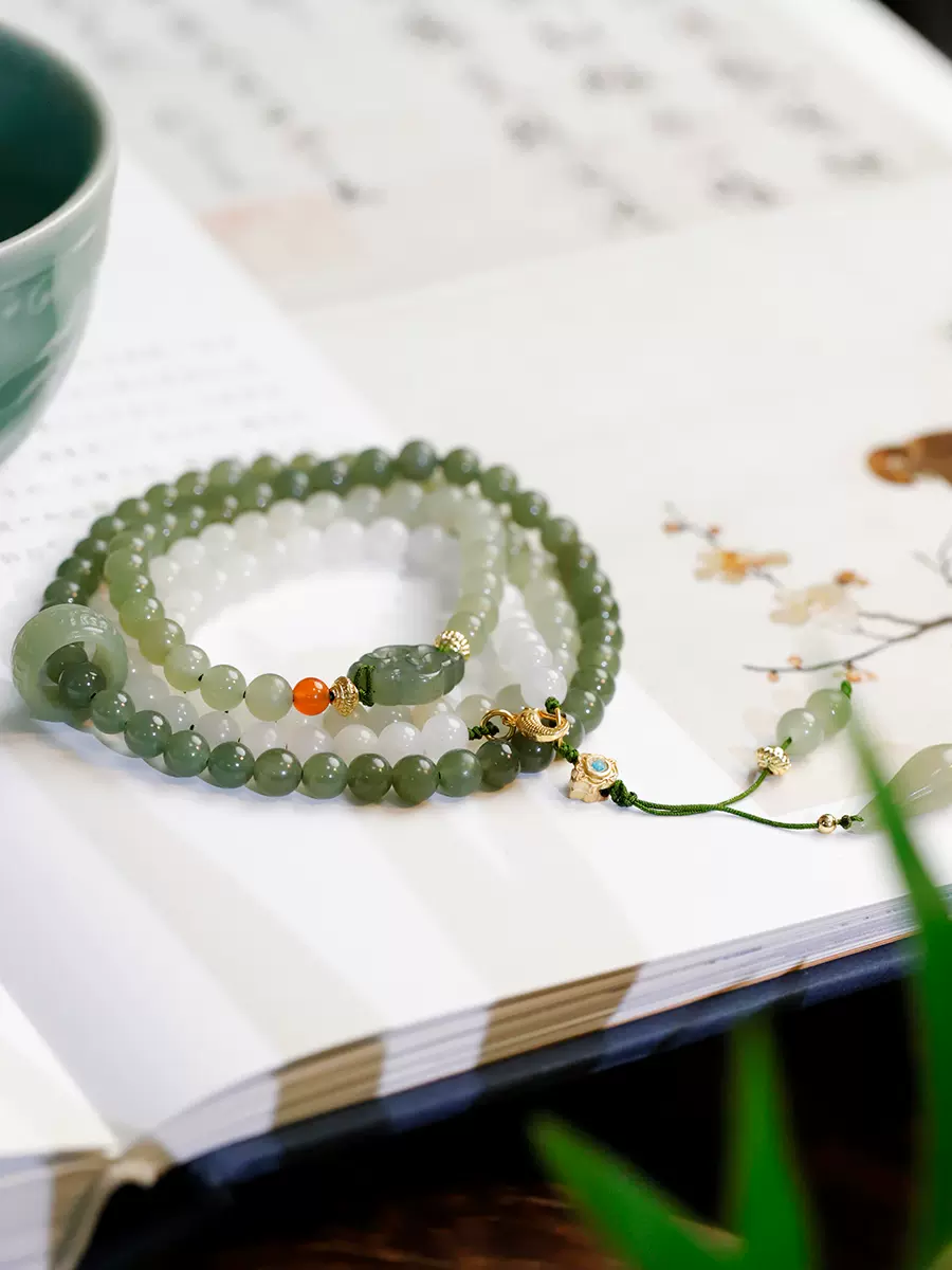 Natural Hetian jade multi-layer bracelet Clear water gradient beaded necklace bracelet sweater chain