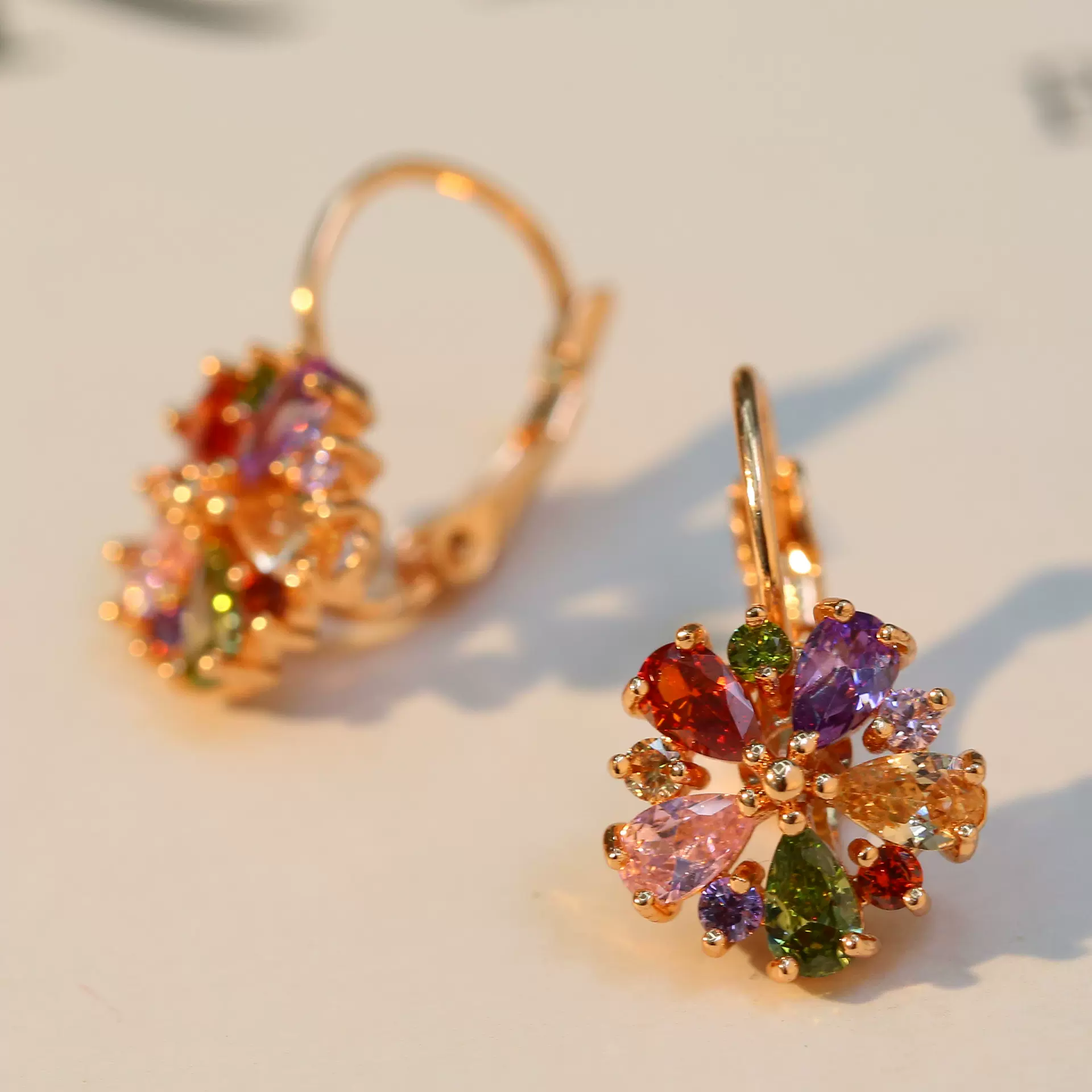 Color earrings 18K gold Zircon light luxury gold-plated rose gold crystal flowers high-grade sense of gemstone earrings temperament