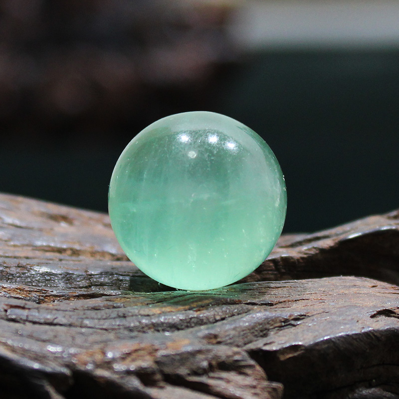 Natural green fluorite ball crystal ball decoration small stone round rough stone ore gem