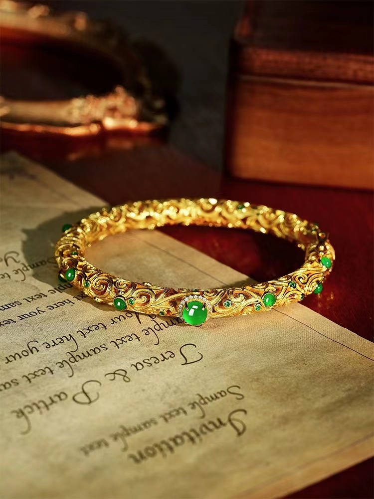 High Ice Brazilian Chrysoprase Agate Bracelet Light Luxury Temperament Premium S925 Silver Plated White Gold Gold