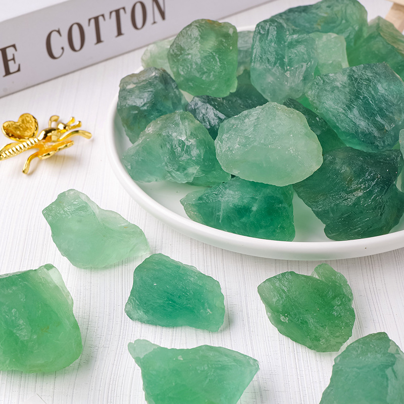 Natural green fluorite original stone incense stone diffuser stone degaussing flower pot fish tank decoration crystal decoration
