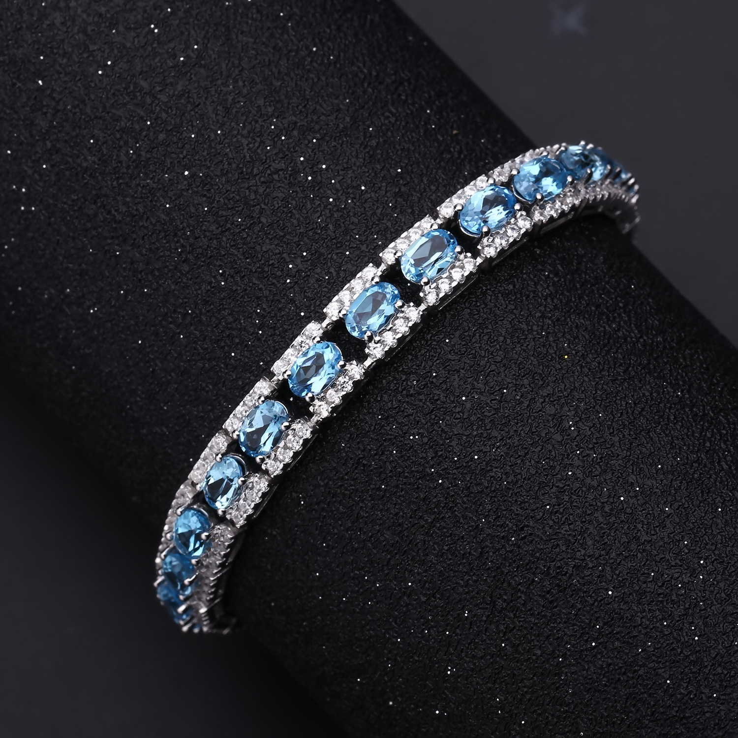 High-quality natural Switzerland blue topaz bracelet women's fashion luxury S925 silver inlaid natural colored gemstone bracelet