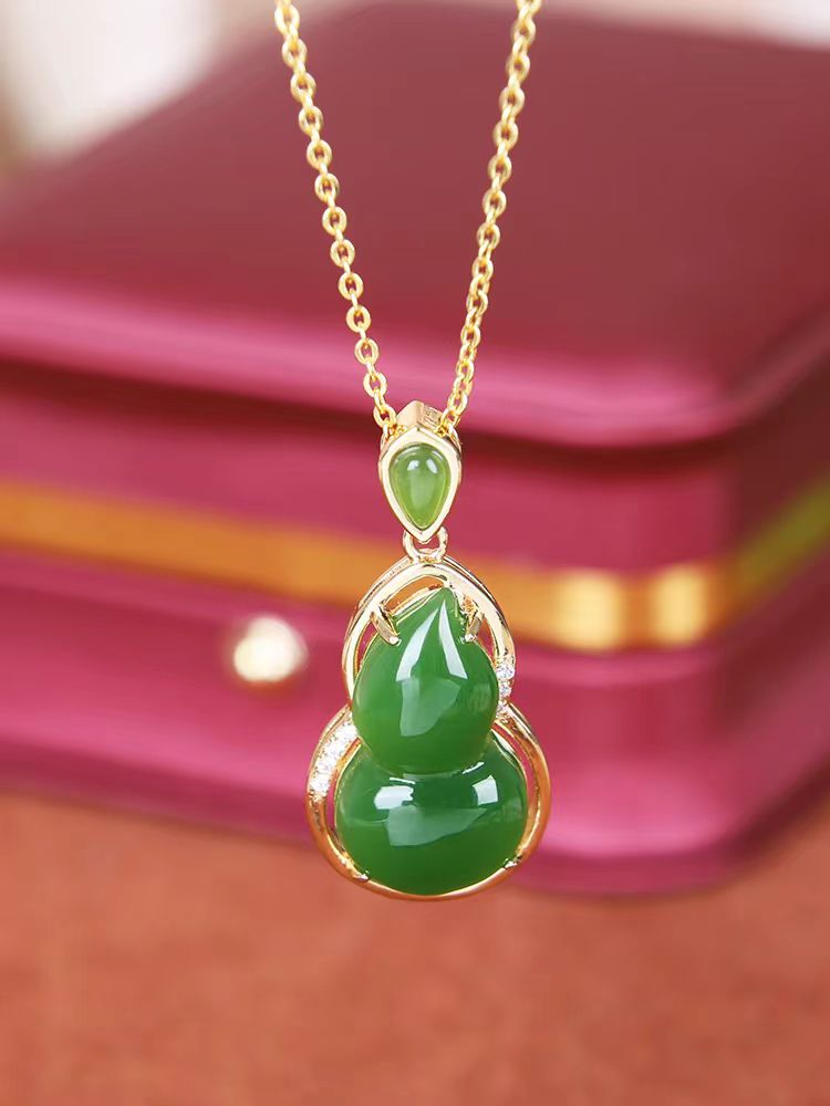 Natural authentic Hetian jade jasper gourd pendant Fu Lu Shuangquan fashion classic necklace female meaning beautiful