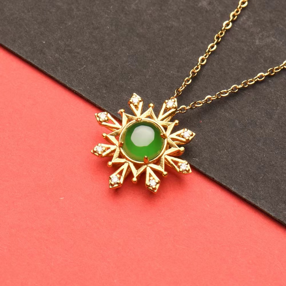 Green natural A goods jade necklace cultivated diamond pendant high-quality oval pendant female