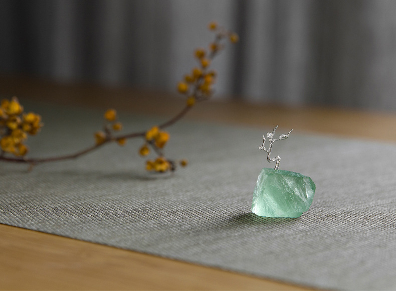Natural green fluorite plum blossom tea table decoration desk tea pet sterling silver S925