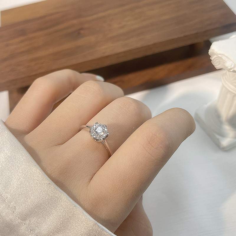 925 sterling silver crown diamond ring simulation diamond ring refers to women's classic internet celebrity light luxury 1 carat diamond fashionable jewelry