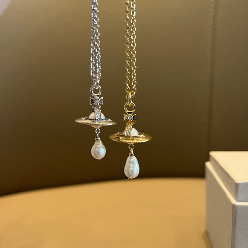 Western Empress Dowager Flying Baroque Alien Droplet Pearl Necklace